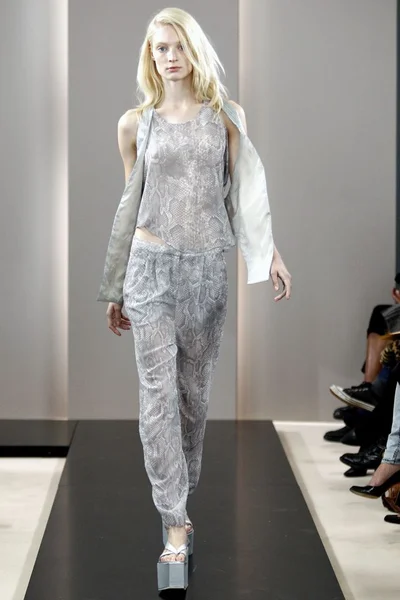 Look 20